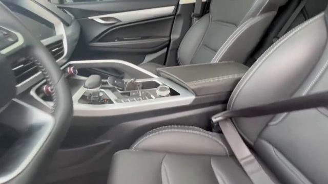 КРАТКИЙ ВИДЕООБЗОР GEELY TUGELLA 2019 ГОДА, ДВС 1500 СС, 2 ВД смотреть онлайн