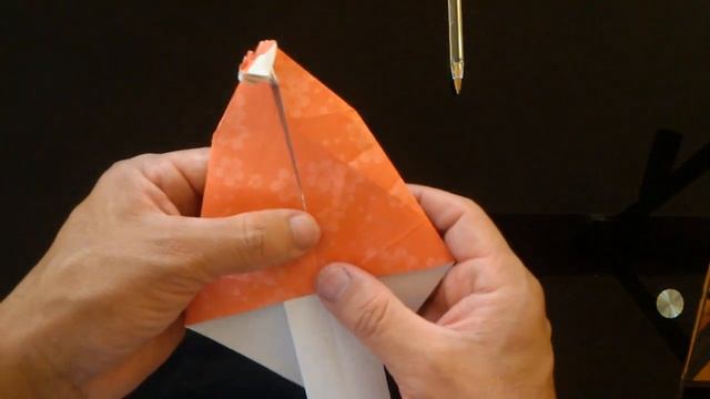 ORIGAMI: How to make "Dragon Head in Heart" PART 2 (20 x20 square) смотреть онлайн
