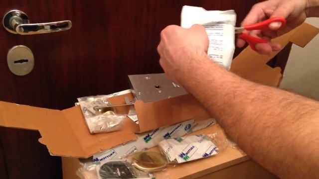 Mottura установка замков в металлических дверях смотреть онлайн