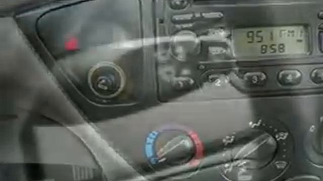 2000 Ford Focus LX Sedan смотреть онлайн