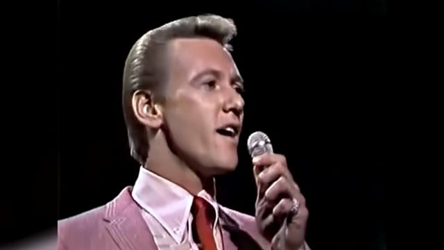 Righteous Brothers -- Unchained Melody (Live, 1965)
