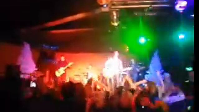 Найк Борзов в Южно-Сахалинске - Песня 03 смотреть онлайн