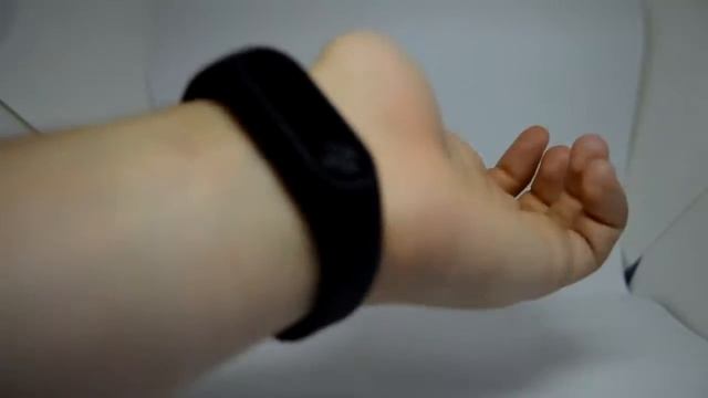 Xiaomi Mi Band 2 обзор смотреть онлайн