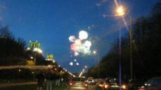 Праздничный салют на Воробьевых горах 9 мая 2007 года смотреть онлайн