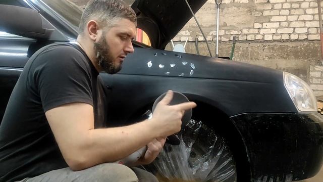 Полировка детали после покраски! Убираю шагрень и пыль наждачкой! смотреть онлайн