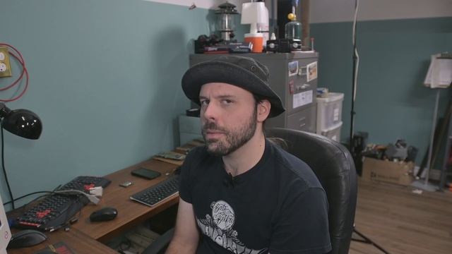 5 Pentiums and 1 AMD K6 Benchmark. смотреть онлайн