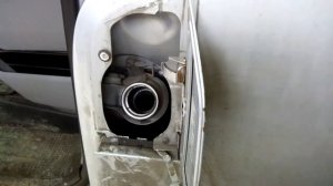 VW T5 Как снять топливный бак и насос - часть 1