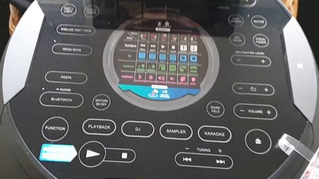 Sony MHC-V72D First Look смотреть онлайн