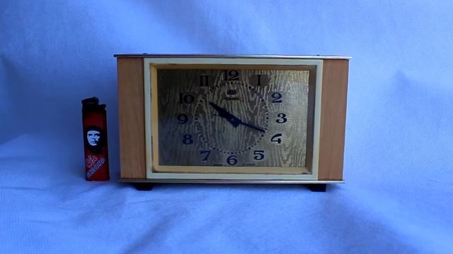 Ход Настольные механические часы Вега СССР