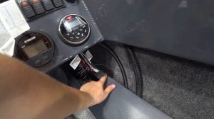 Установка лодочного мотора Yamaha 50 HETL на WINDBOAT 45 DC EVO FISH