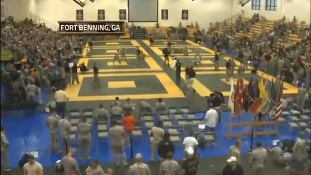 Close Combat training (Modern Army Combatives) Pt 1 of 5 смотреть онлайн