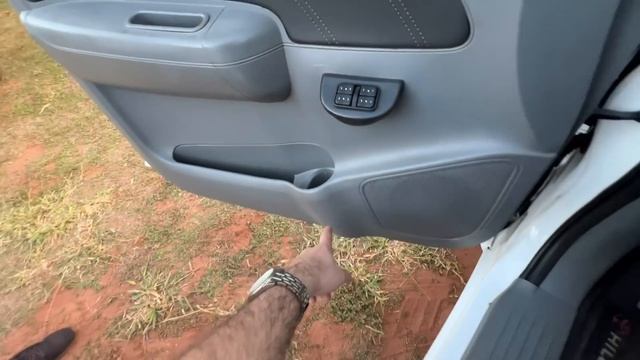 HILUX STD 2.5 TRANSFORMADA EM UMA SRV!!!! DE PÉ DE BOI VIROU TOP DE LINHA?? смотреть онлайн