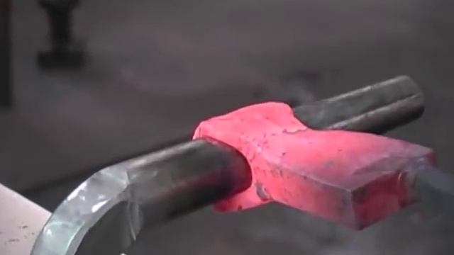 Jim Austin's Bearded Viking Axe. смотреть онлайн