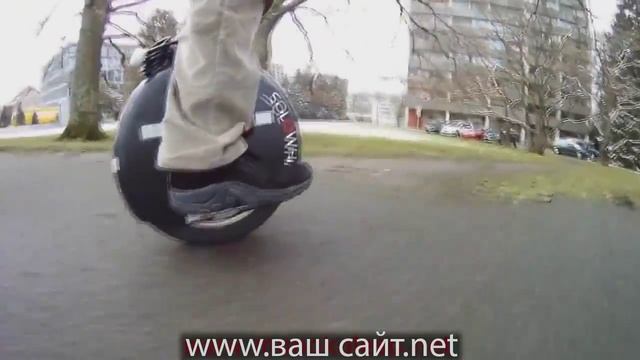 Ежедневная поездка на работу на моноколесе Airwheel Solowheel смотреть онлайн