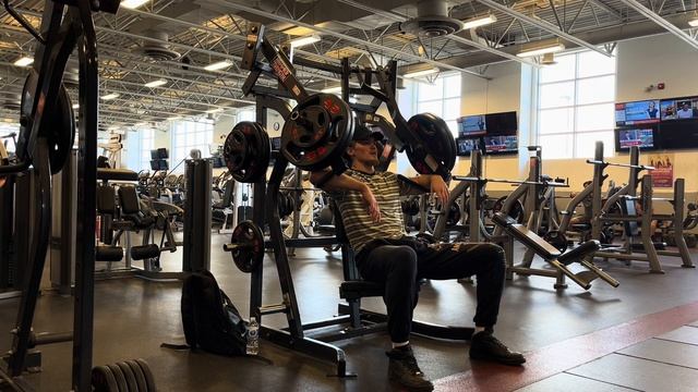 Chest and Triceps 4 смотреть онлайн