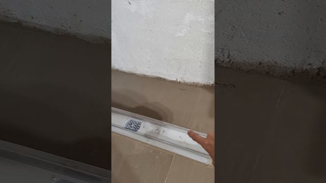 Как сделать уклон на душевом поддоне из плитки! 9plitok.ru смотреть онлайн
