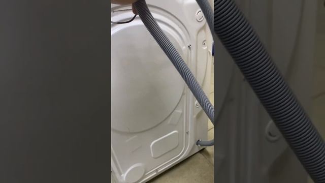 Стиральная машина постоянно набирает воду и сливает? Частая ошибка установки стиральной машины. смотреть онлайн