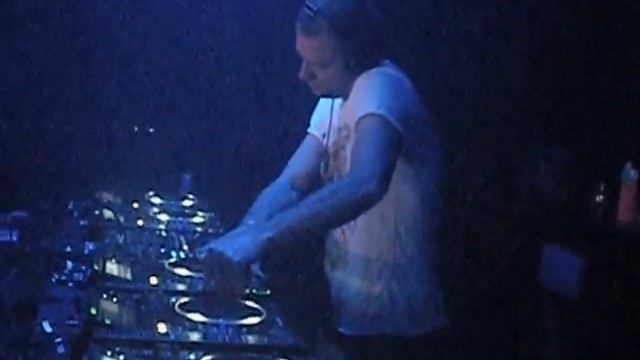 Richard Durand playing "Mr Brightside' @ Ministry of Sound London 19.04.2013 (4) смотреть онлайн