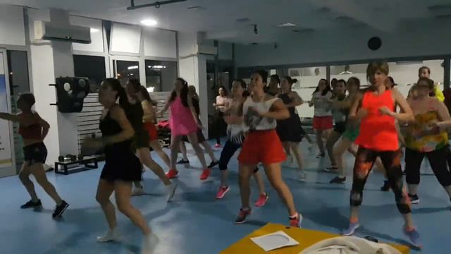 Flamingosi - Ludi letnji ples sa SaraDanceFitness смотреть онлайн