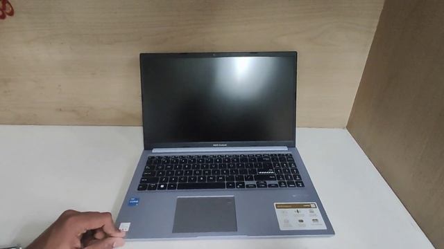 Asus VivoBook 15 X1502za Ej302Ws Laptop ?? Core i3 12th Gen. 1220p (10 Core)/ BEST BUDGET LAPTOP смотреть онлайн