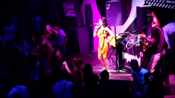 Парень мышцы качай - Syntheticsax & Laura Grig