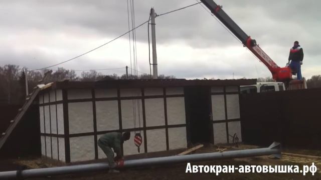 Монтаж дымохода в котельную автокраном. смотреть онлайн