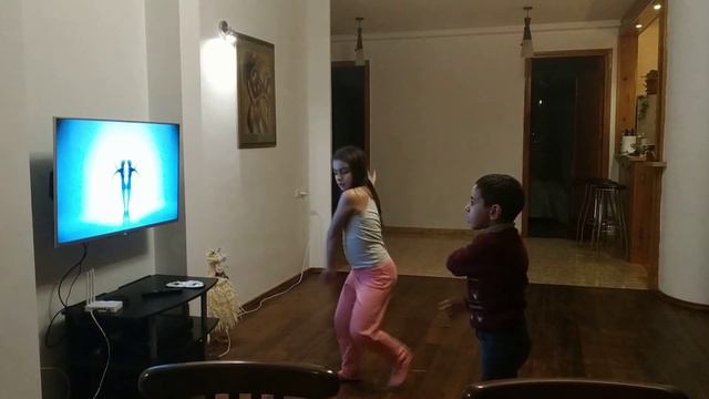 Але але але Diana & Narek смотреть онлайн