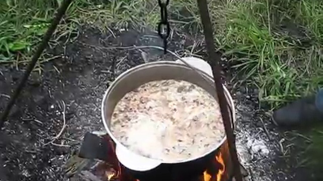 КУЛЕШ - СТАРИННАЯ И ОЧЕНЬ ВКУСНАЯ ЕДА ВОИНОВ И ПУТЕШЕСТВЕННИКОВ смотреть онлайн