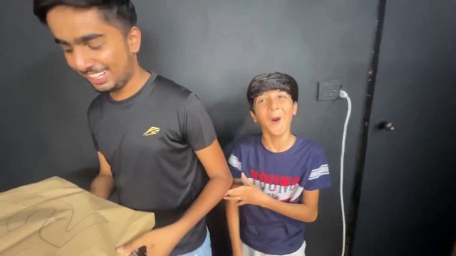 Mohib ny money challenge kiya смотреть онлайн