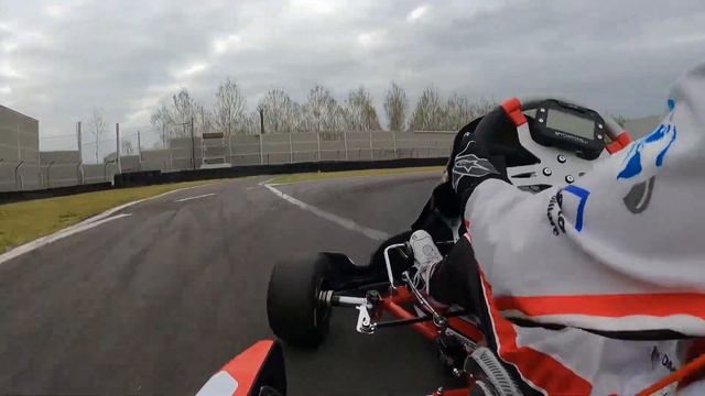 Onboard with me at Cremona 💪🤩 - WSK Open Series - X30 Senior смотреть онлайн