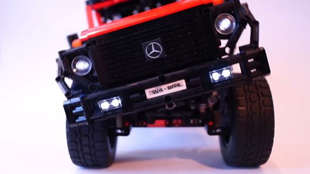 Mercedes G-Class SWB in LEGO TECHNIC, for Germany смотреть онлайн