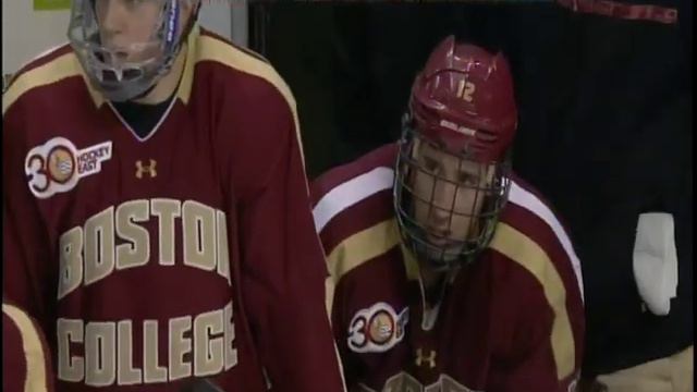 BU's Doyle Somerby hits B.C.'s Kevin Hays from behind смотреть онлайн