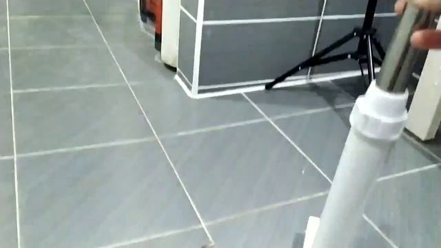 Как сделать штатив для телефона, не потратив ни копейки! Если у Вас нет штатива ( а тётя есть). смотреть онлайн