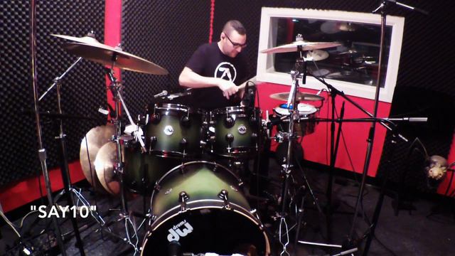 Drum Magazine Groove Analysis: Gil Sharone смотреть онлайн