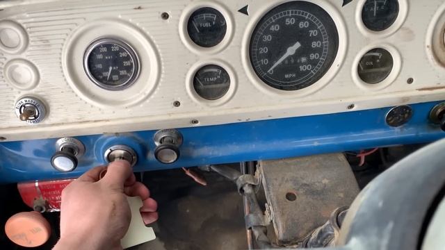 JB Welded Engine Block - 1971 Ford F600 Revival смотреть онлайн