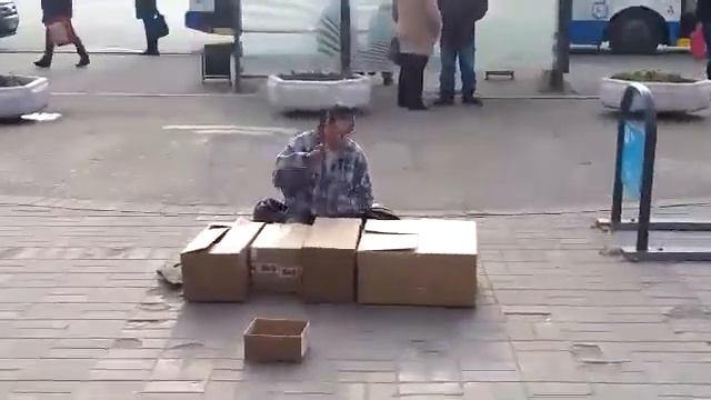 Картонный, барабанщик смотреть онлайн