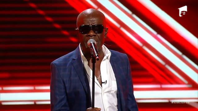 John Smith Zanger cântă piesa lui Robert Palmer - Bad Case Of Loving You | Audiții | X Factor 2021 смотреть онлайн