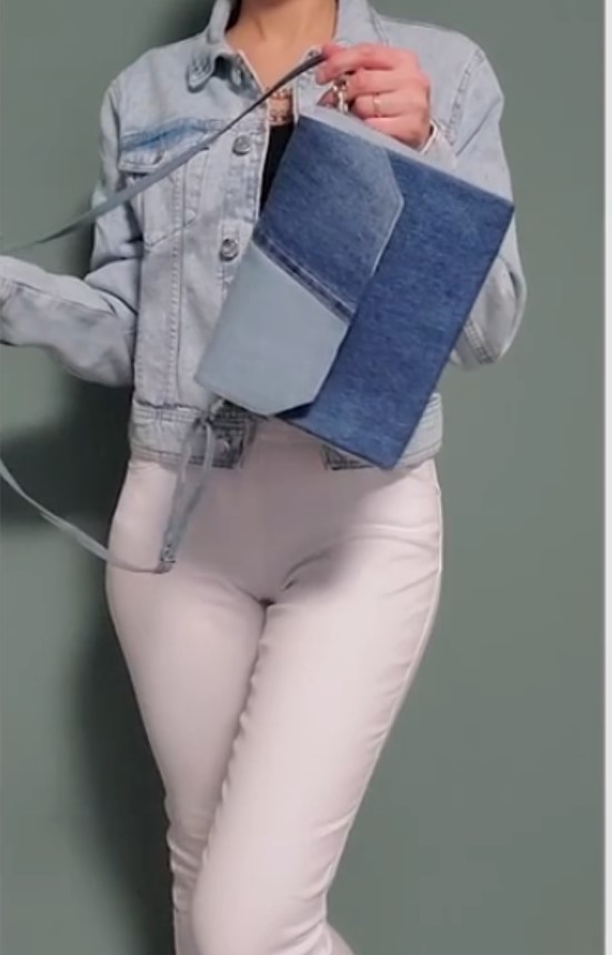 КТО БЫ МОГ ПОДУМАТЬ, что из этого вообще что-то могло выйти толковое! Просто соединила двое джинсов смотреть онлайн