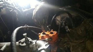 Зил 5301(бычок) медленно качает воздух