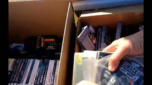 You Just Never Know What You'll Find at the Flea Market Live Retro Video Game Hunting! смотреть онлайн