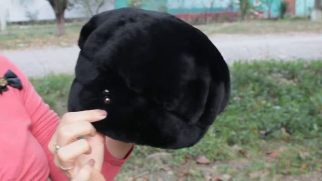 Берет, Падмэ Черная