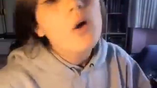 Милая девочка, очень красиво поет смотреть всем смотреть онлайн