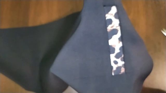 Брюки на резинке с красивой отделкой. смотреть онлайн