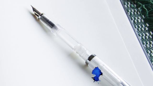 The Goulet Gift Guide: 10 Perfect Pen Sets смотреть онлайн