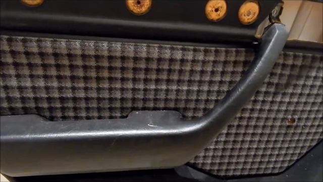 отклеился винил на карте двери W124 мерседеса, что делать?! смотреть онлайн