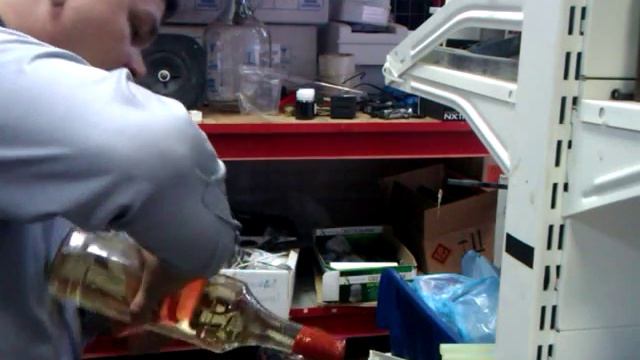 заливка бутылок под "сургуч" вариант 1 смотреть онлайн