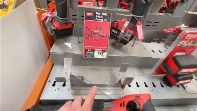 Электрик в США. Аккумуляторные инструменты DeWalt и Milwaukee. смотреть онлайн