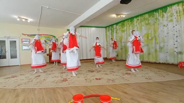 Танец В горнице смотреть онлайн