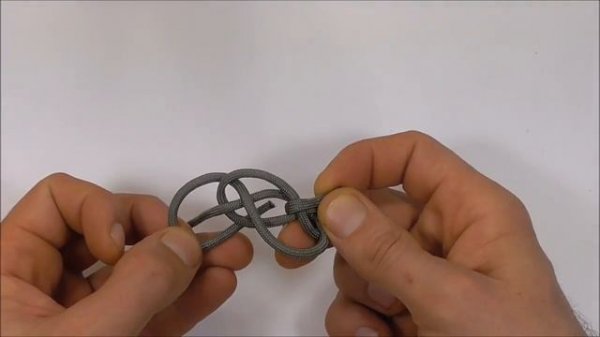 "New Knot!" How To Tie The Pseudo Plafond Lanyard Knot