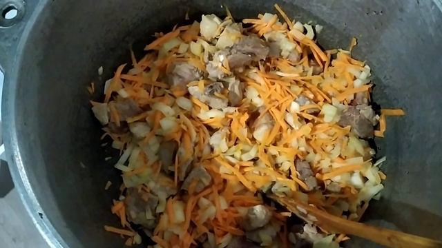 Как Приготовить КАВАРДАК, ОЧЕНЬ ВКУСНЫЙ СОУС, Рецепт Картошки с Мясом смотреть онлайн
